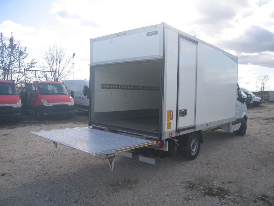 Mercedes-Benz SPRINTER 316 CDI , 3 LOC. KOFER CU LIFT ZEPRO , AC. Sprinter 316 CDI , 3 Loc. Kofer cu lift Zepro , AC , Euro VI .