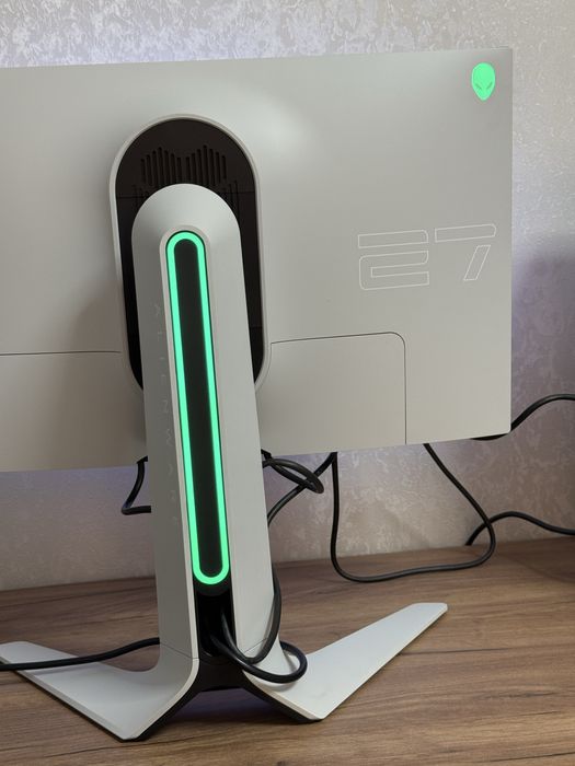 Alienware AW2720HF – 27” Professional Gaming Monitor