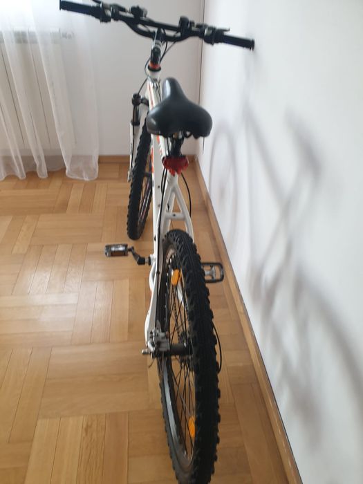Vând bicicleta Hillbo