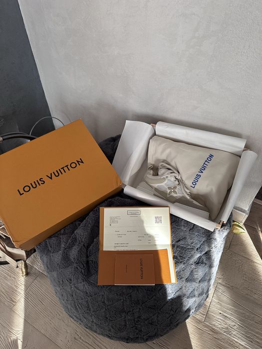 Louis Vuitton LV Skate Sneakers Beige