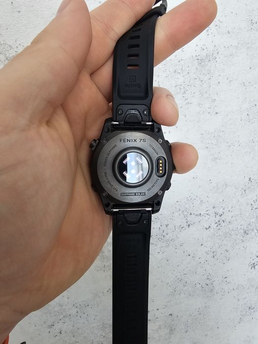 Garmin fenix 7s sapphire solar 42mm