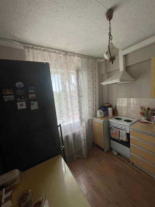 Продам 2х, ул.Бурова, 12