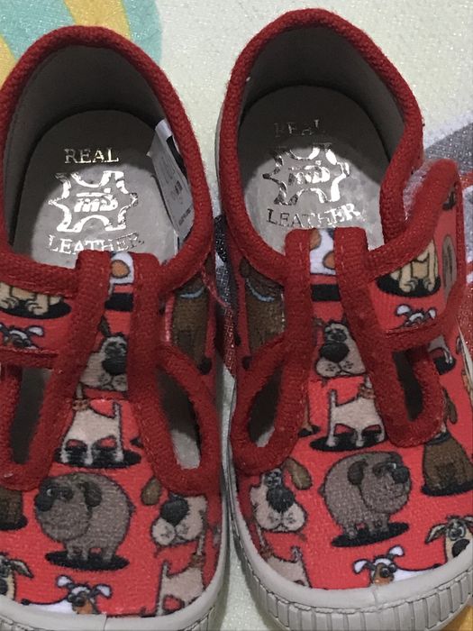 Sandale si ghetute copii