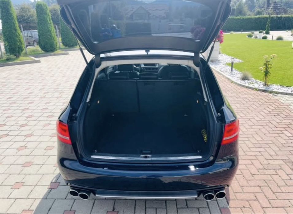 Vând Audi A4 B8.