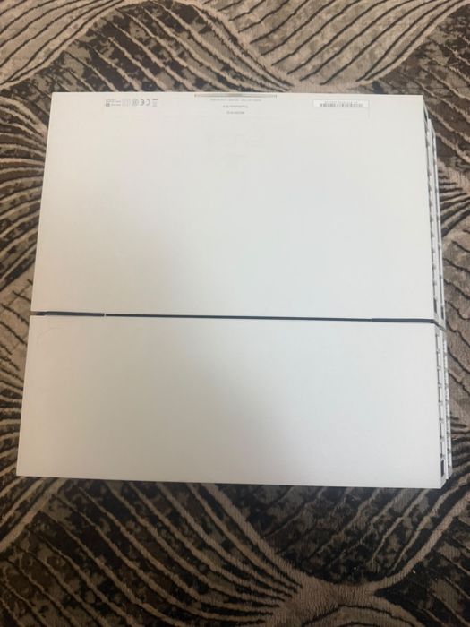 Consolă Sony PlayStation 4 (PS4 Fat) 500GB – Glacier White (Model CUH-1116A)