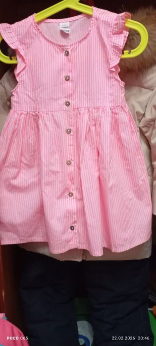 Продам платье на 2 года