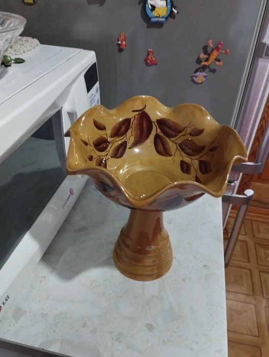 Ваза , фарфор ,для фруктов из СССР
