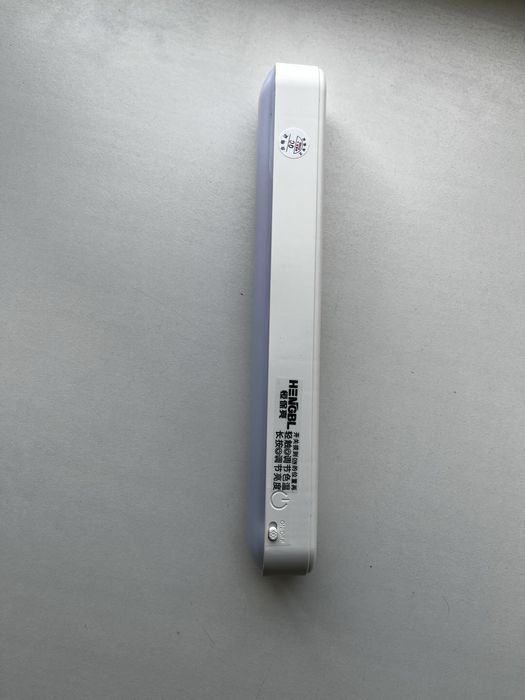 Продаю лампу на магнитах