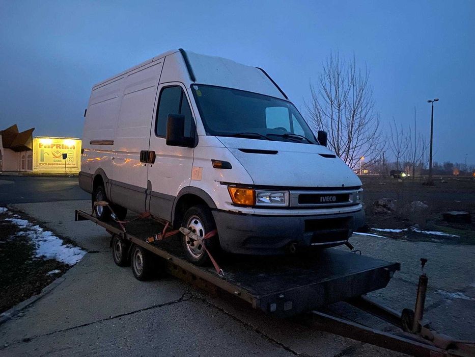 Iveco Daily 35C13 – 3,5 t, AC, tempomat, cârlig de remorcare (3,5 t)