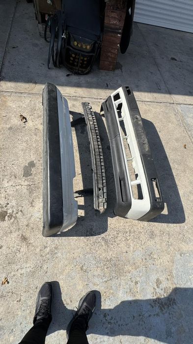 Продавам голф 2 на части