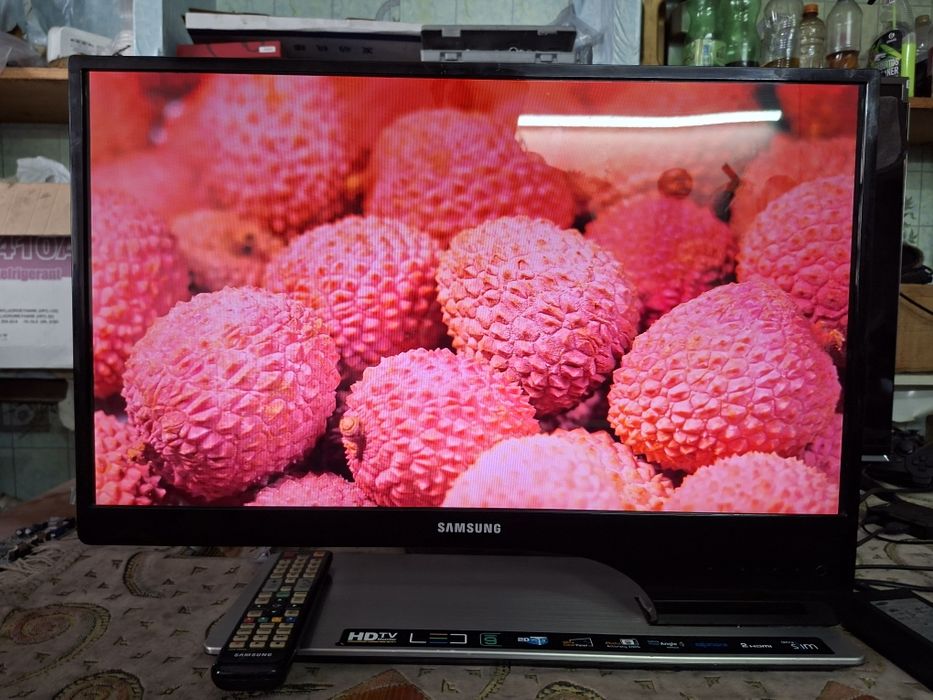 Монитор (телевизор) Samsung 27" 40000тг.