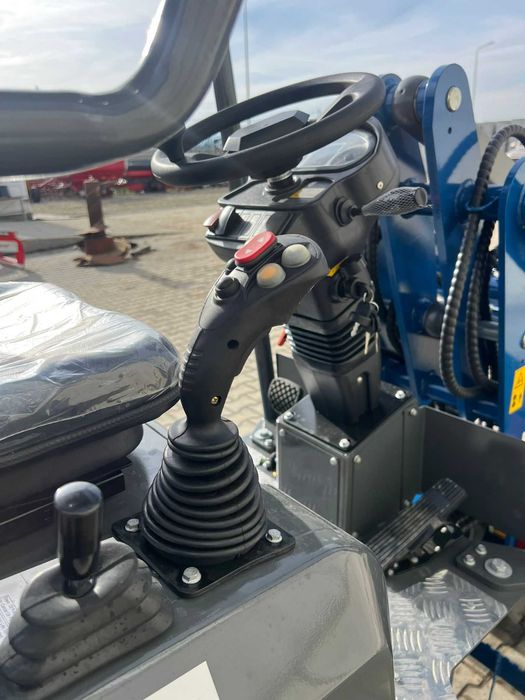 Încărcător electric V-Tech 606 - ridica 1100 kg  + Atasamente (Nou) + Video