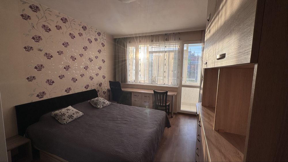 Дава се под наем Двустаен апартамент в Варна, Център - 70 кв.м за 612 € - Снимка #12