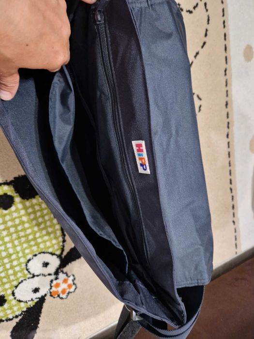 Бебешка чанта на HIPP с подарък чаша ХИП с твърд накрайник