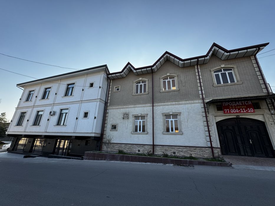 Срочно ховли сотилади 3.5 сотих 8 хона