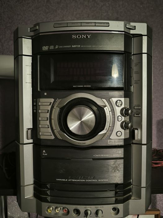 Музыкальный центр,SONY