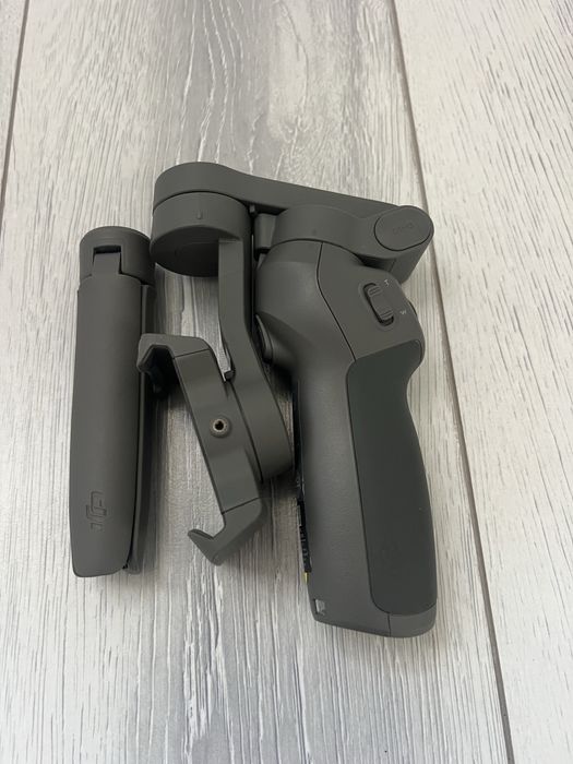 Stabilizator 3 axe DJI OSMO MOBILE 3, gimbal