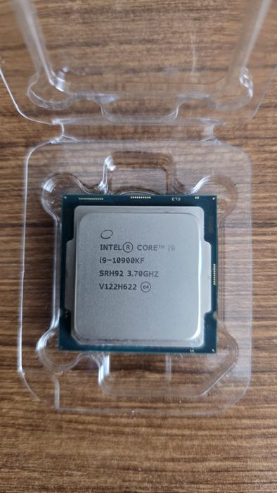 Procesor i9 10900kf