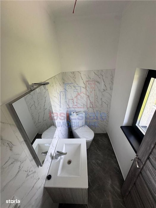 Casa Superba 4 camere cu 2 bai beci terasa Valea Adanca
