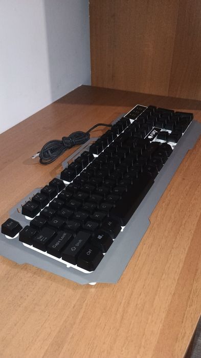 Части за компютър заедно или отделно от 10 евро.