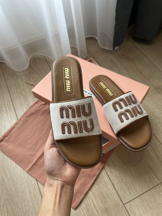 Дамски чехли Miu Miu