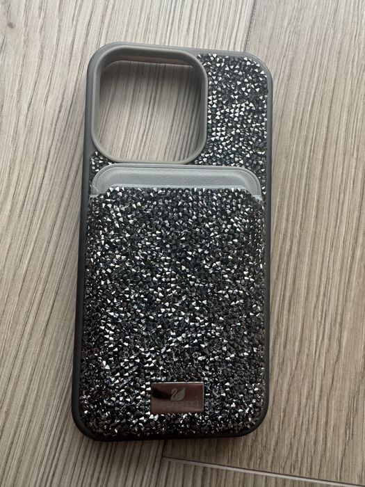 Swarovski кеис за Iphone 15 pro / калъф
