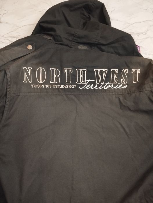 Продам Ветровку.