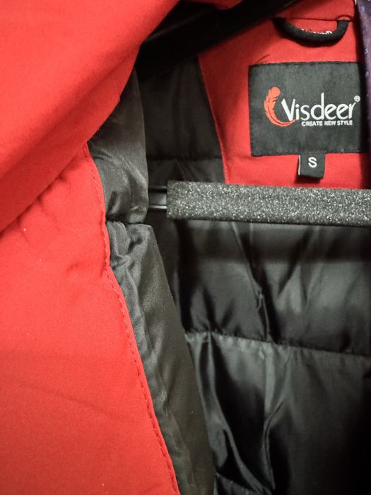 Продам женскую куртку S