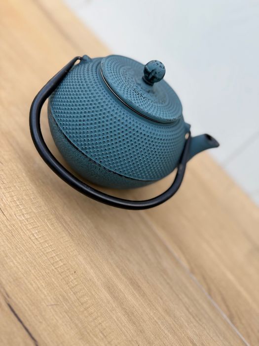 Ibili - Син чугунен чайник