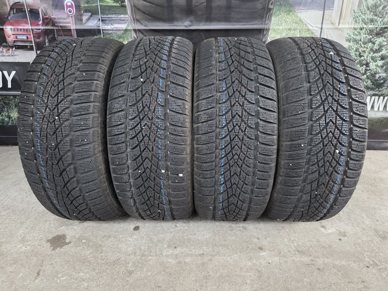 235/50/18 DUNLOP 4бр