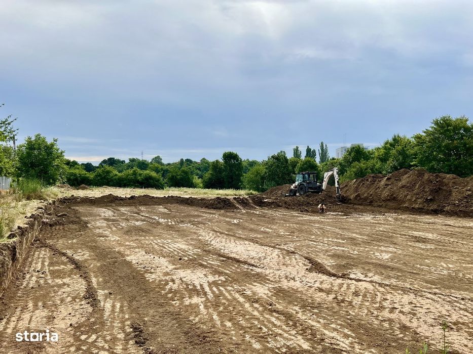 Teren 6000 mp pozitie deosebita lacul Baneasa adancime 140 m