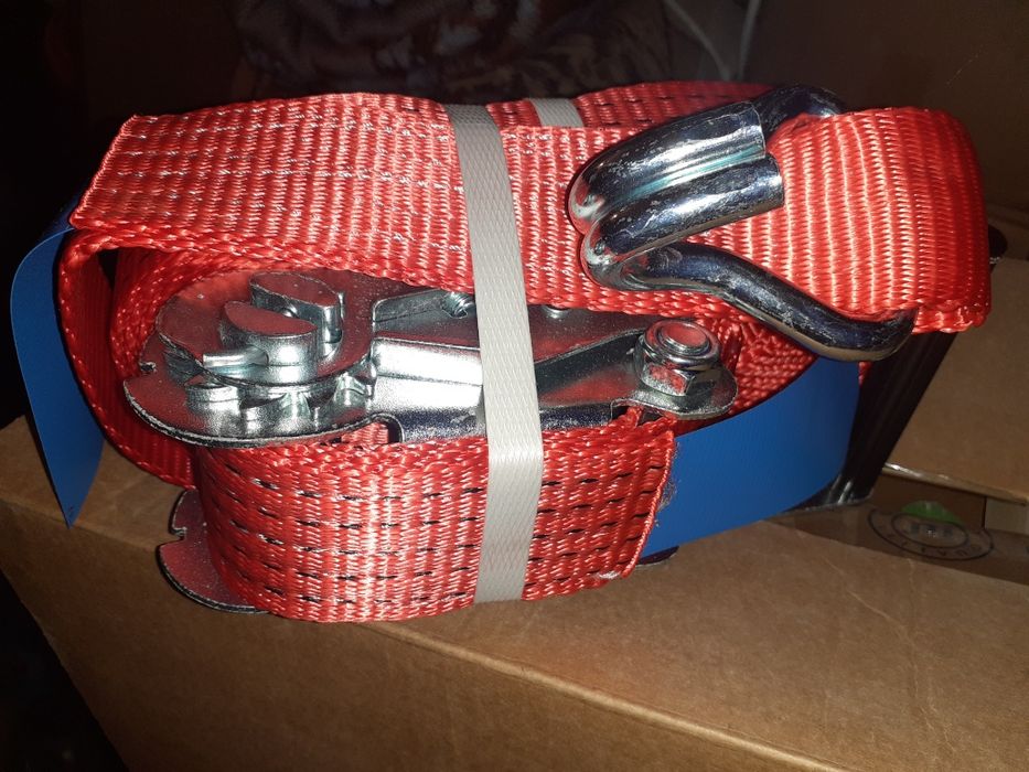 Chingi ancorat marfă