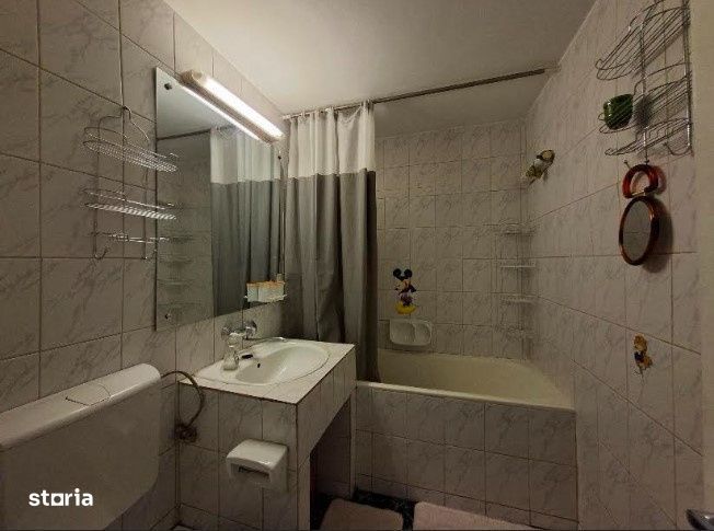 Apartament 3 camere decomandate, bd. 21 Decembrie, zona The Office