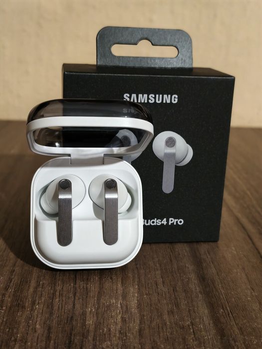 Наушники Samsung Galaxy Buds 4 Pro