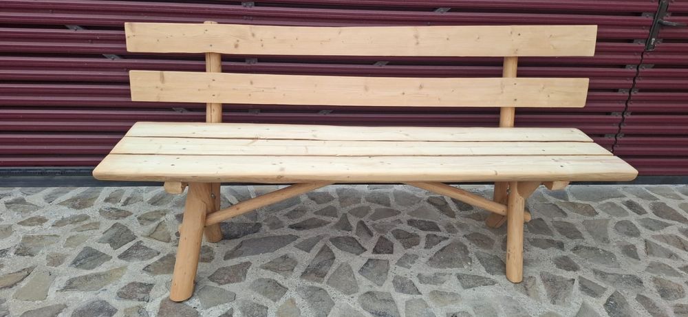 Set rustic,masă plus două bănci din lemn masiv lucrate manual