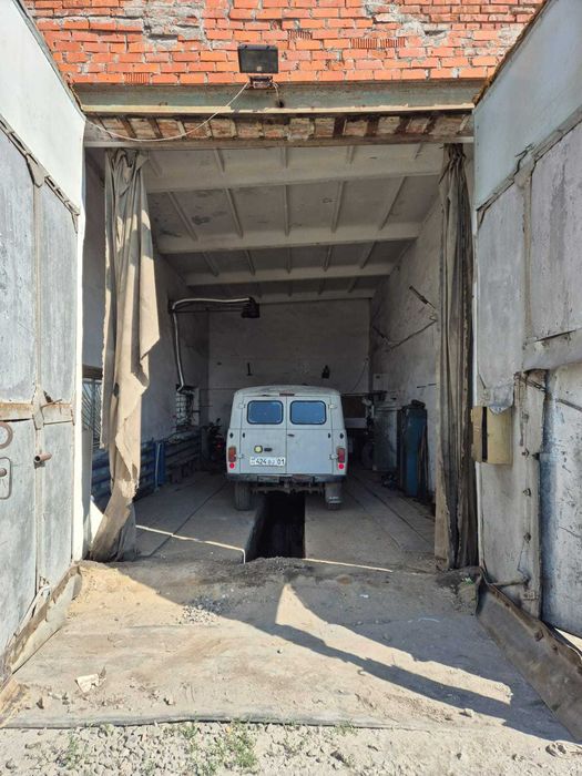 Боксы под автотранспорт
