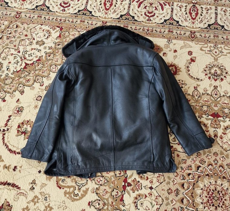 Мужская кожаная куртка