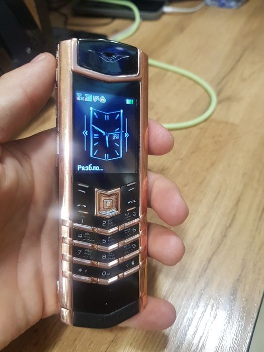 VERTU (Gold) Uzbekistan
