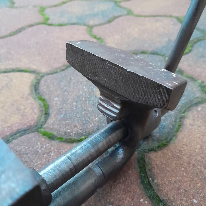 Vand menghina Heuer Front