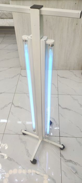 Kvars Бактерицидной лампа  60см 90 см 120см оптом  штативы передвижной