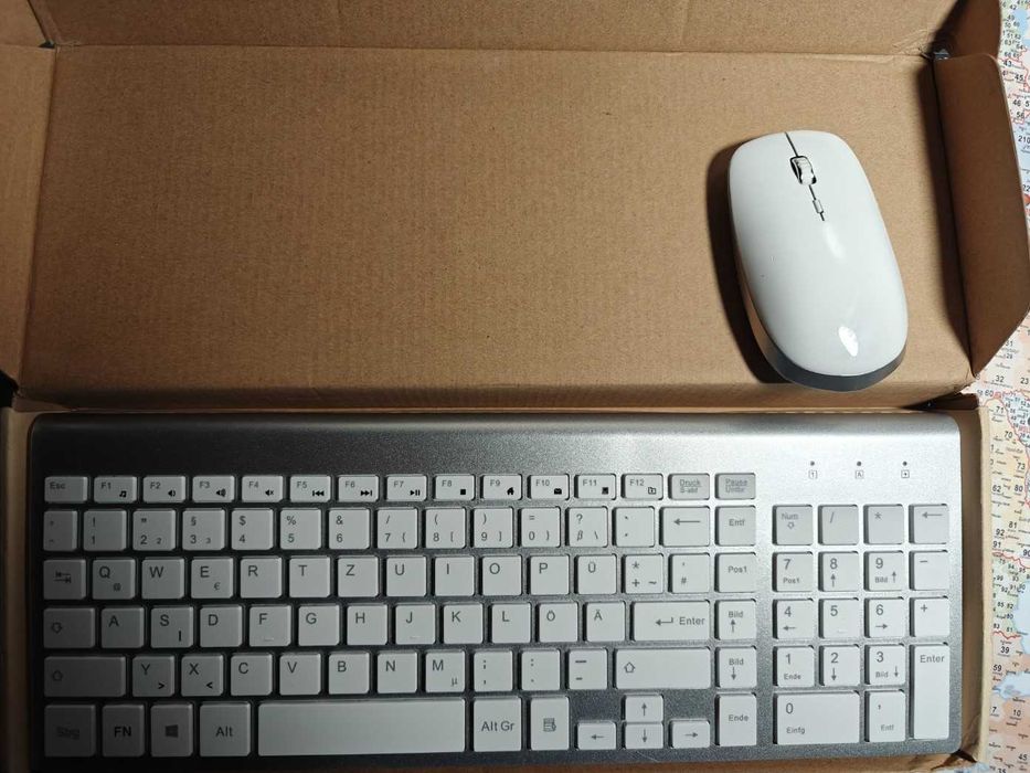 Set mouse + tastatură fără fir - 2,4 Ghz USB QWERTZ