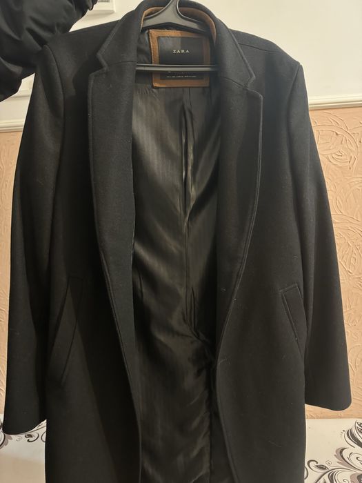 пальто от ZARA..