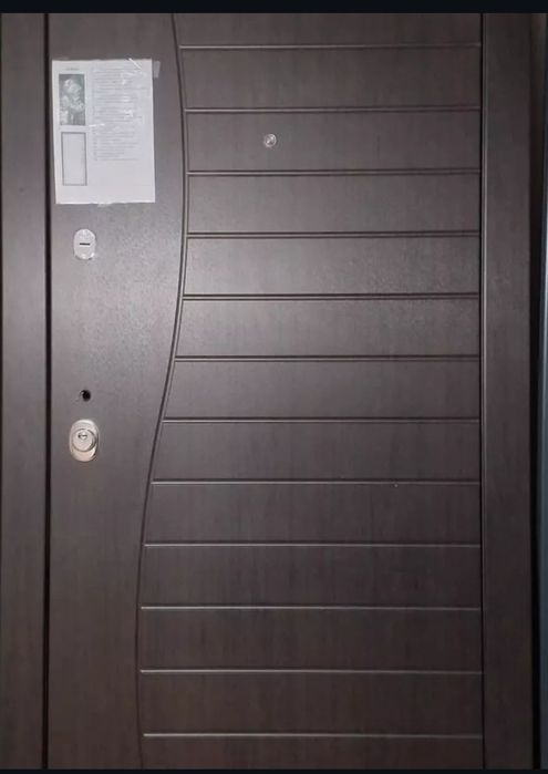 Продам двери новые