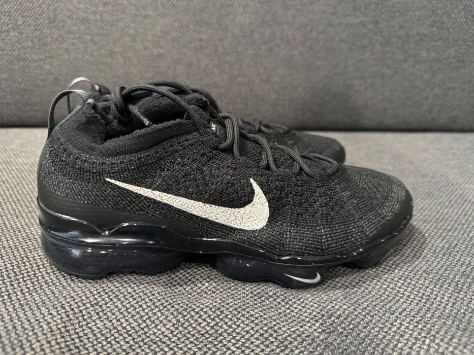 НОВИ Оригинални черни маратонки NIKE AIR Vapormax 2023 FK, размер 37.5