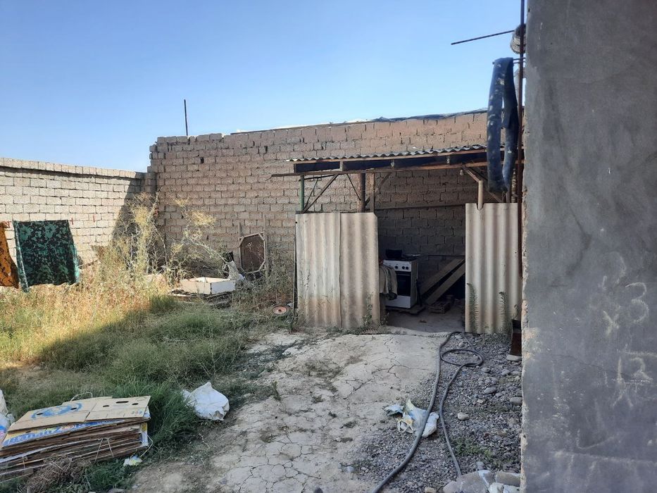 СОТИЛАДИ, участка 8 сотих Янгиюл шахар!