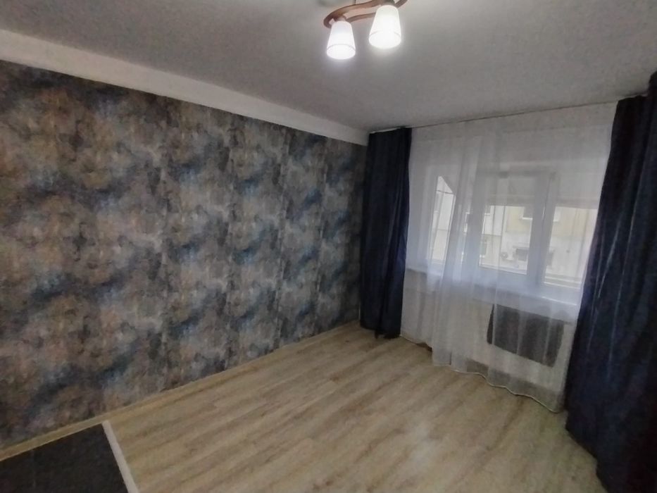 Proprietar vând garsoniera. Doua alăturate