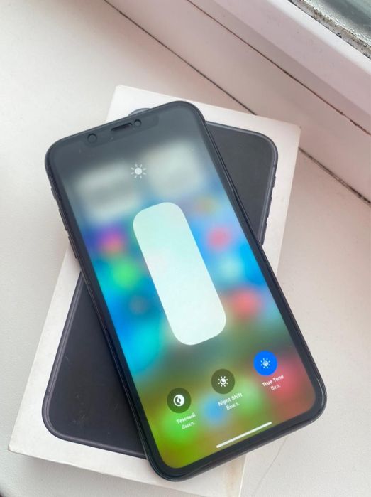 Обмен айфон 11 128gb и часы