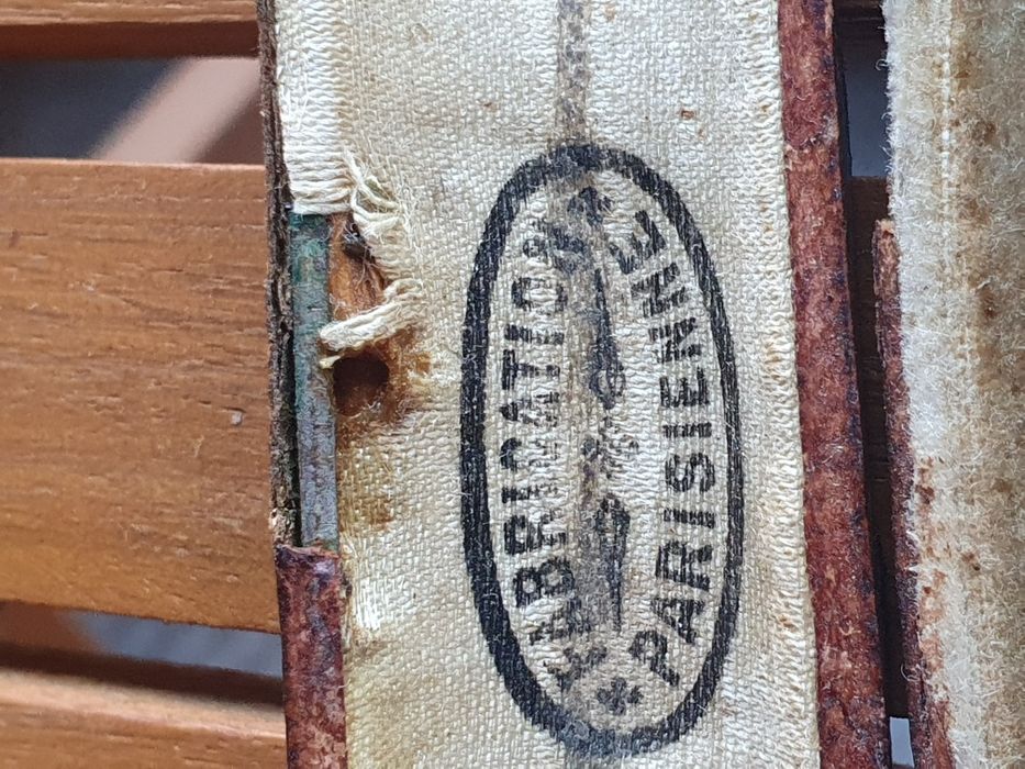 Port țigaret vechi din sidef