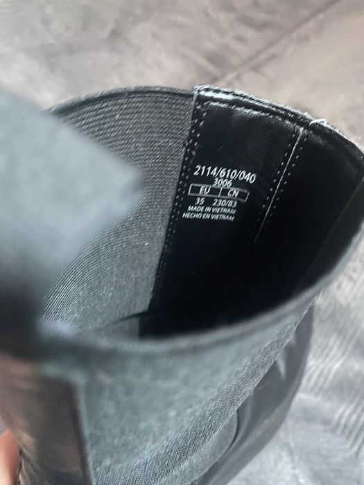 Ghete Zara originale,marimea 35.