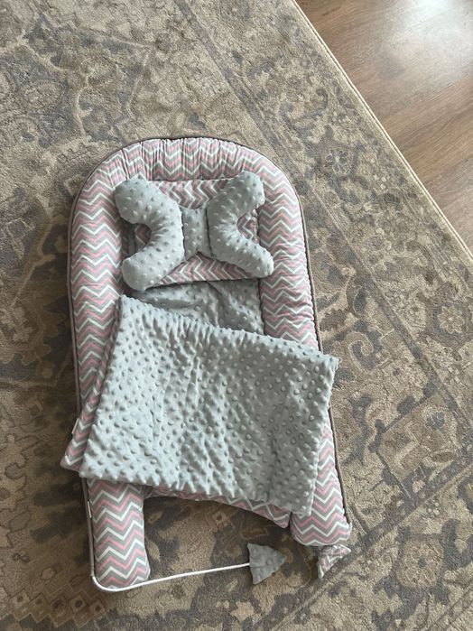 Baby nest fetite